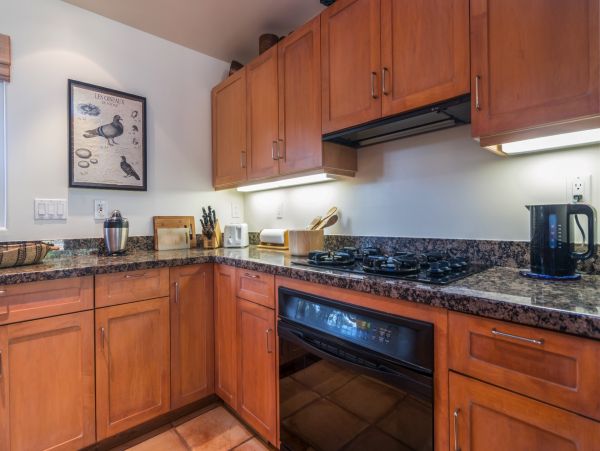 Santa Barbara County Home 990791