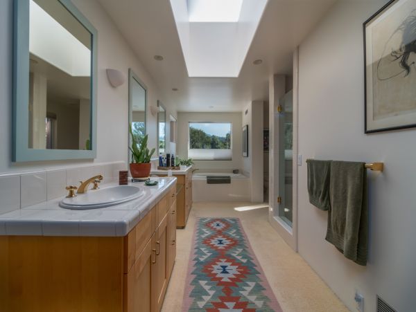 Santa Barbara County Home 990791