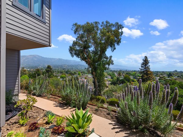 Santa Barbara County Condo 990792