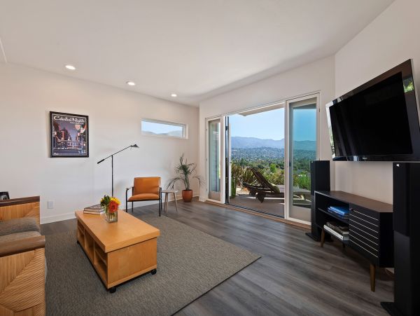 Santa Barbara County Condo 990792