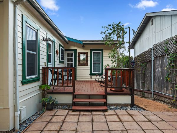 Santa Barbara County Condo 990794
