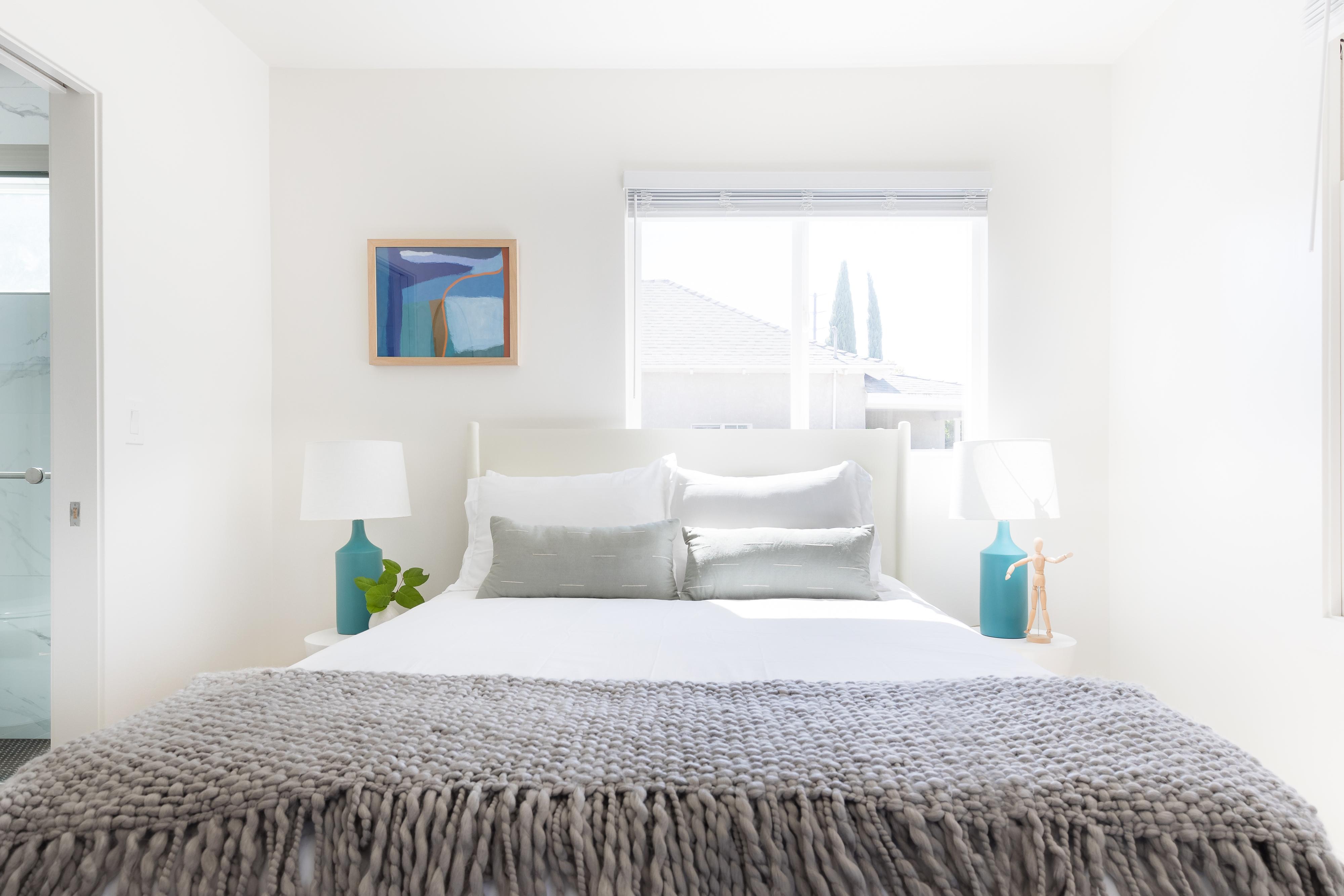 San Diego Beach Communities North Home 990800