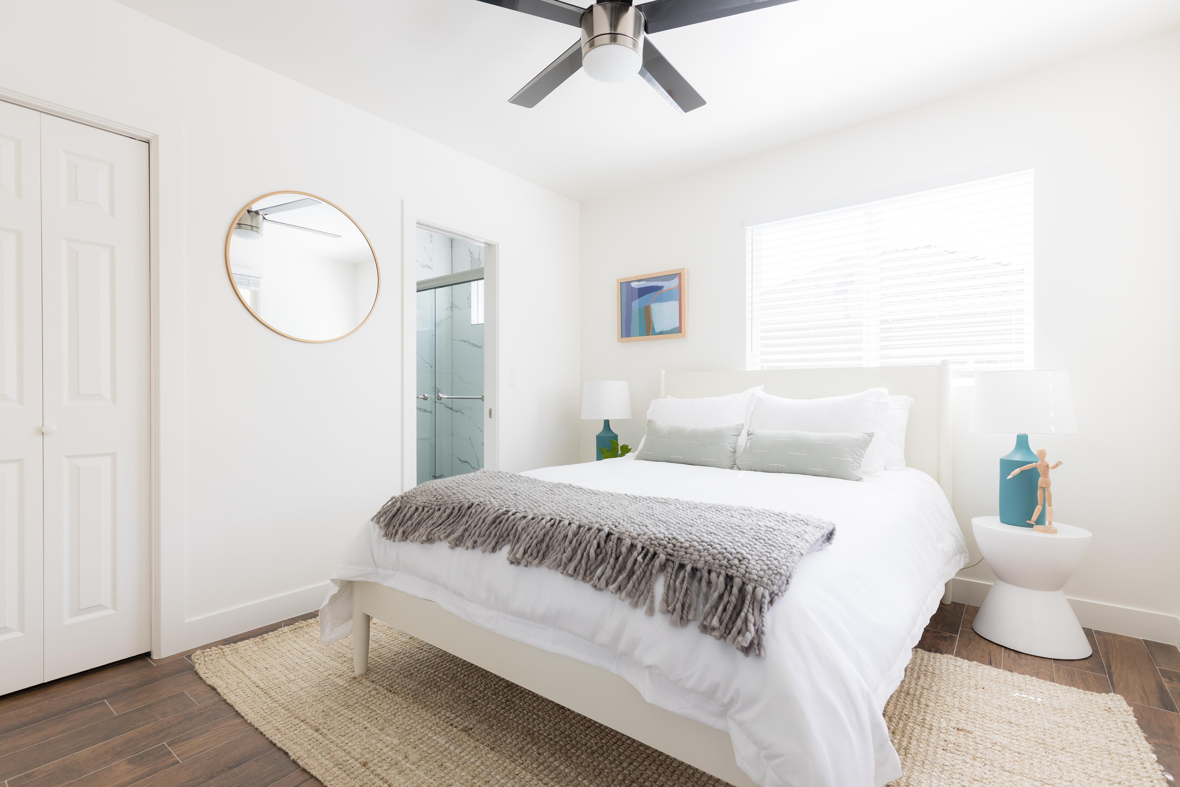 San Diego Beach Communities North Home 990800