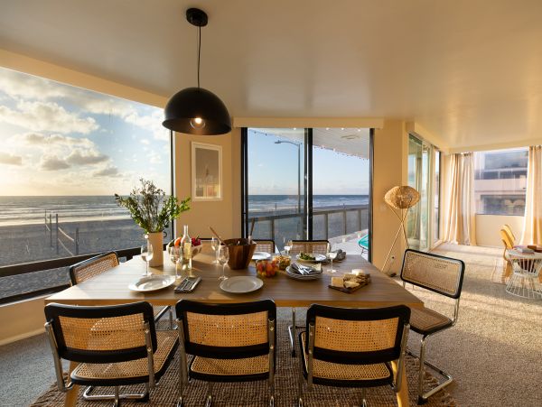 San Diego Beach Communities North Home 990802