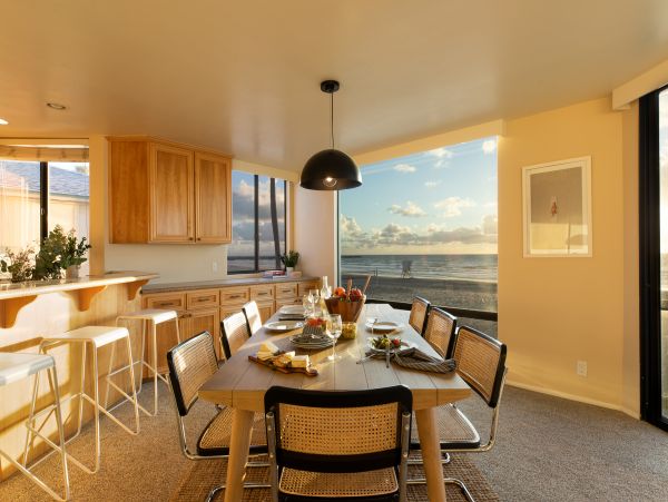 San Diego Beach Communities North Home 990802