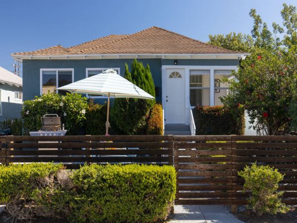 San Diego Beach Communities North Home 990804