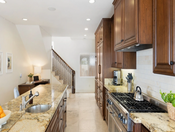 South Mission Beachfront Home with Hot Tub
