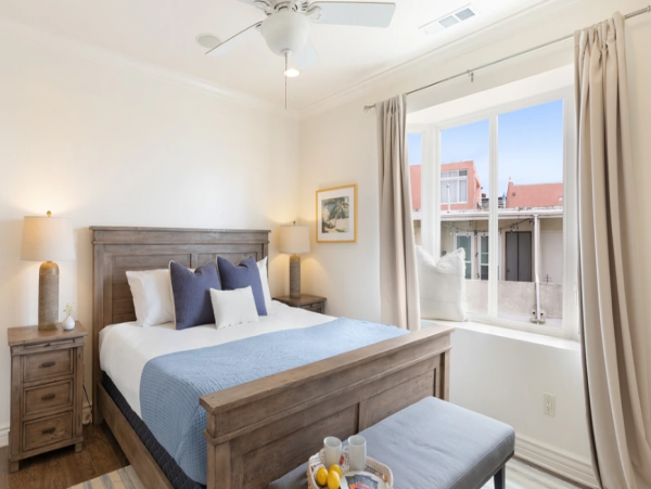 South Mission Beachfront Home with Hot Tub
