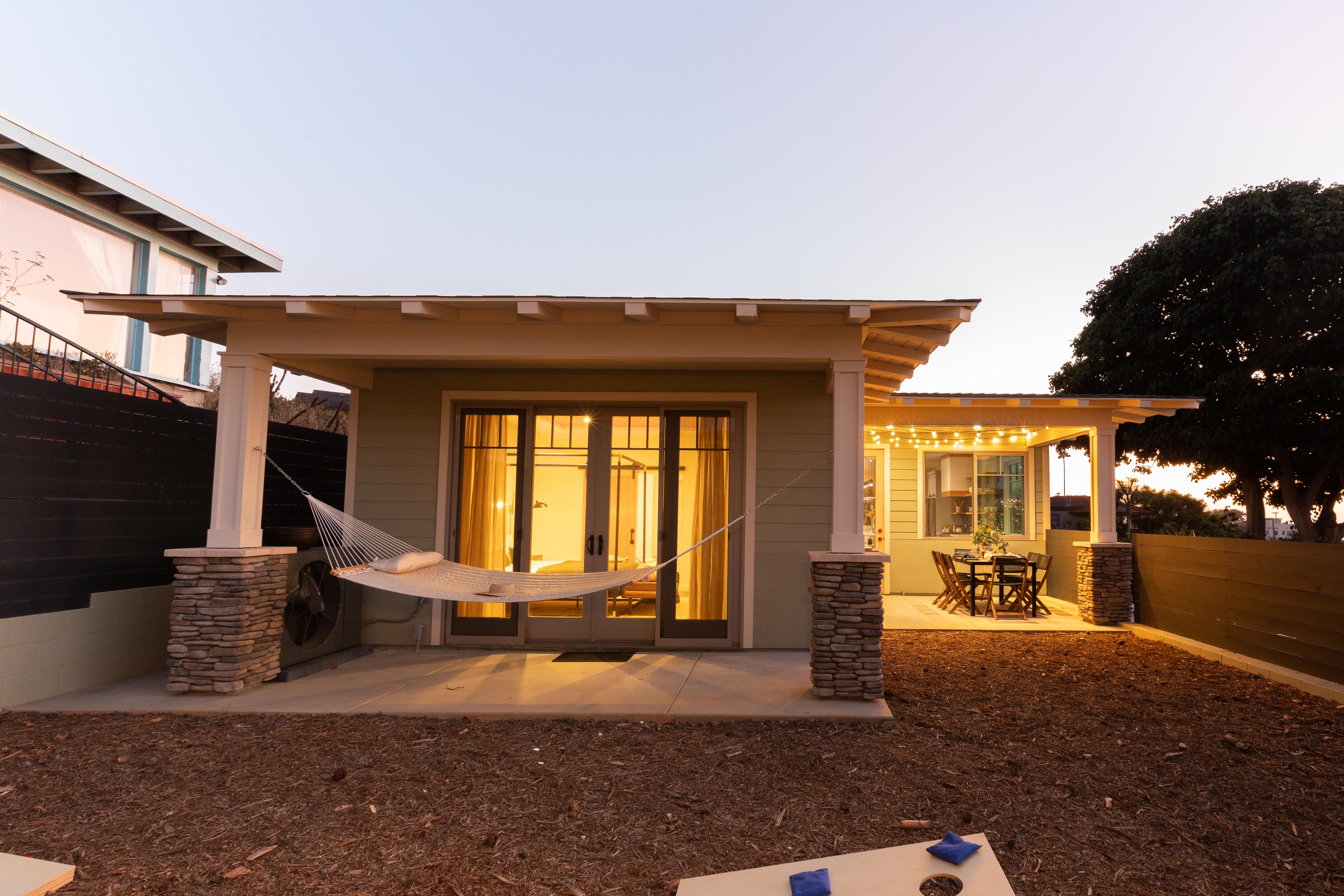 Ocean Beach Vacation Home Five Bedroom Walk to Beach
