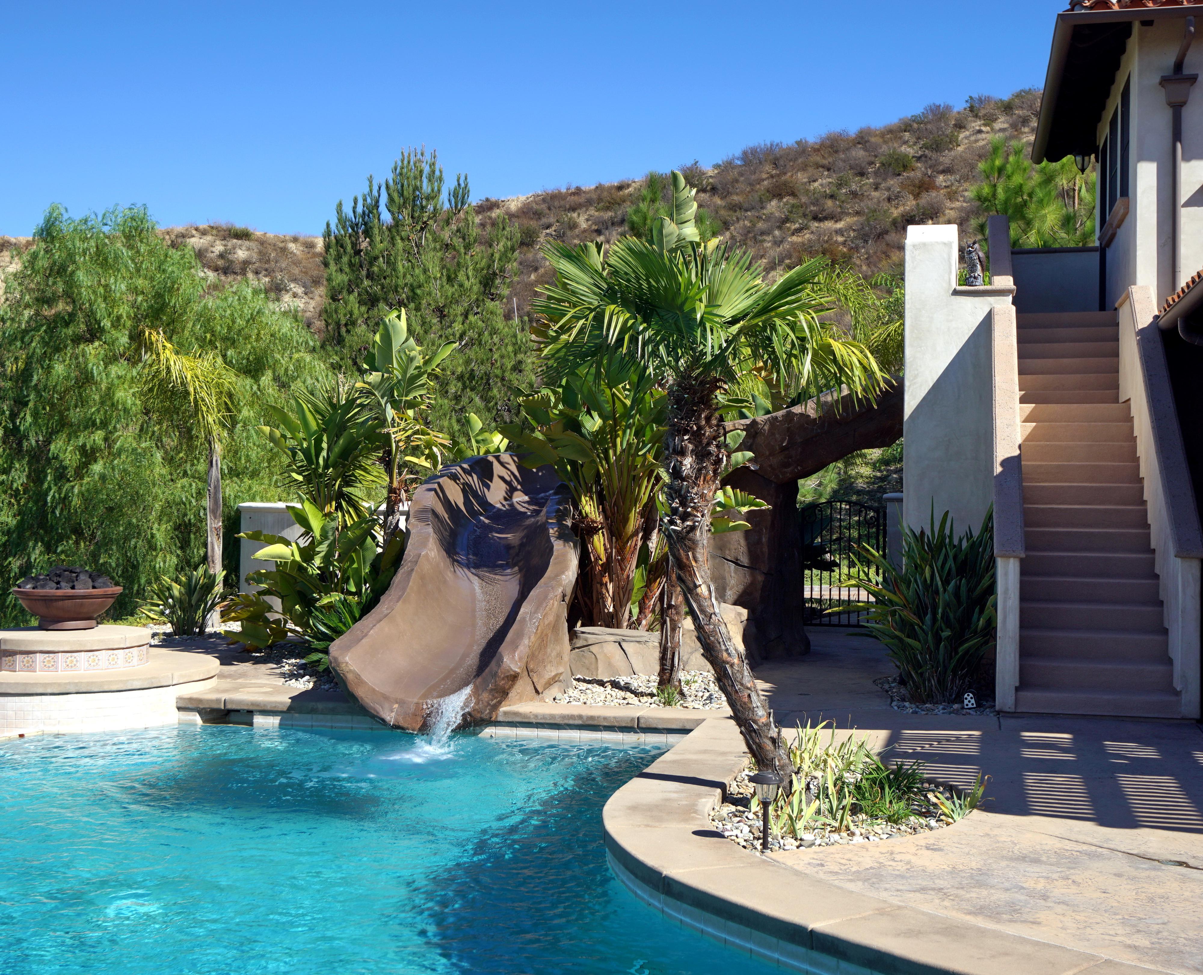 Temecula Luxury Estate with Private Pool Sleeps 24 Guests