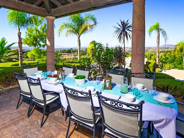 Temecula Luxury Estate with Private Pool Sleeps 24 Guests