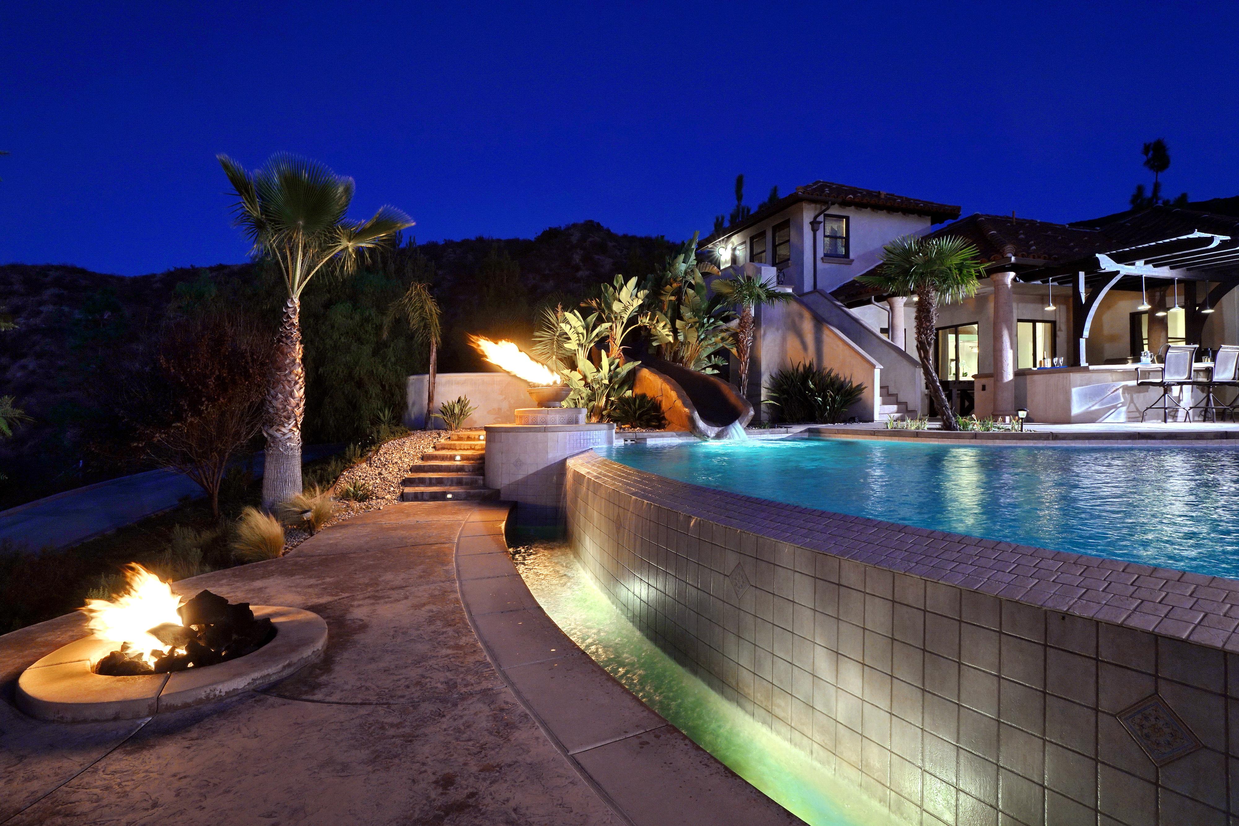 Temecula Luxury Estate with Private Pool Sleeps 24 Guests