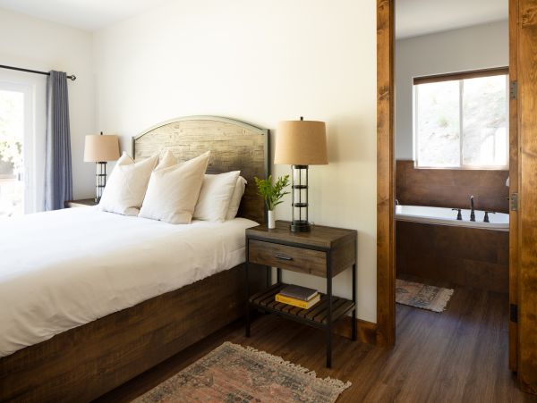 San Diego Beach Communities North Home 990814
