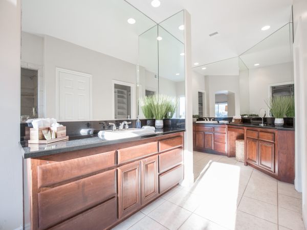 San Diego Beach Communities North Home 990815