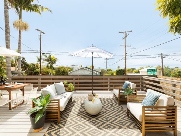 California Dreaming A Spectacular Residence Indoor Outdoor living.