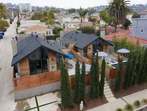 La Jolla Vacation Home Six Bedroom Three blocks to Beach