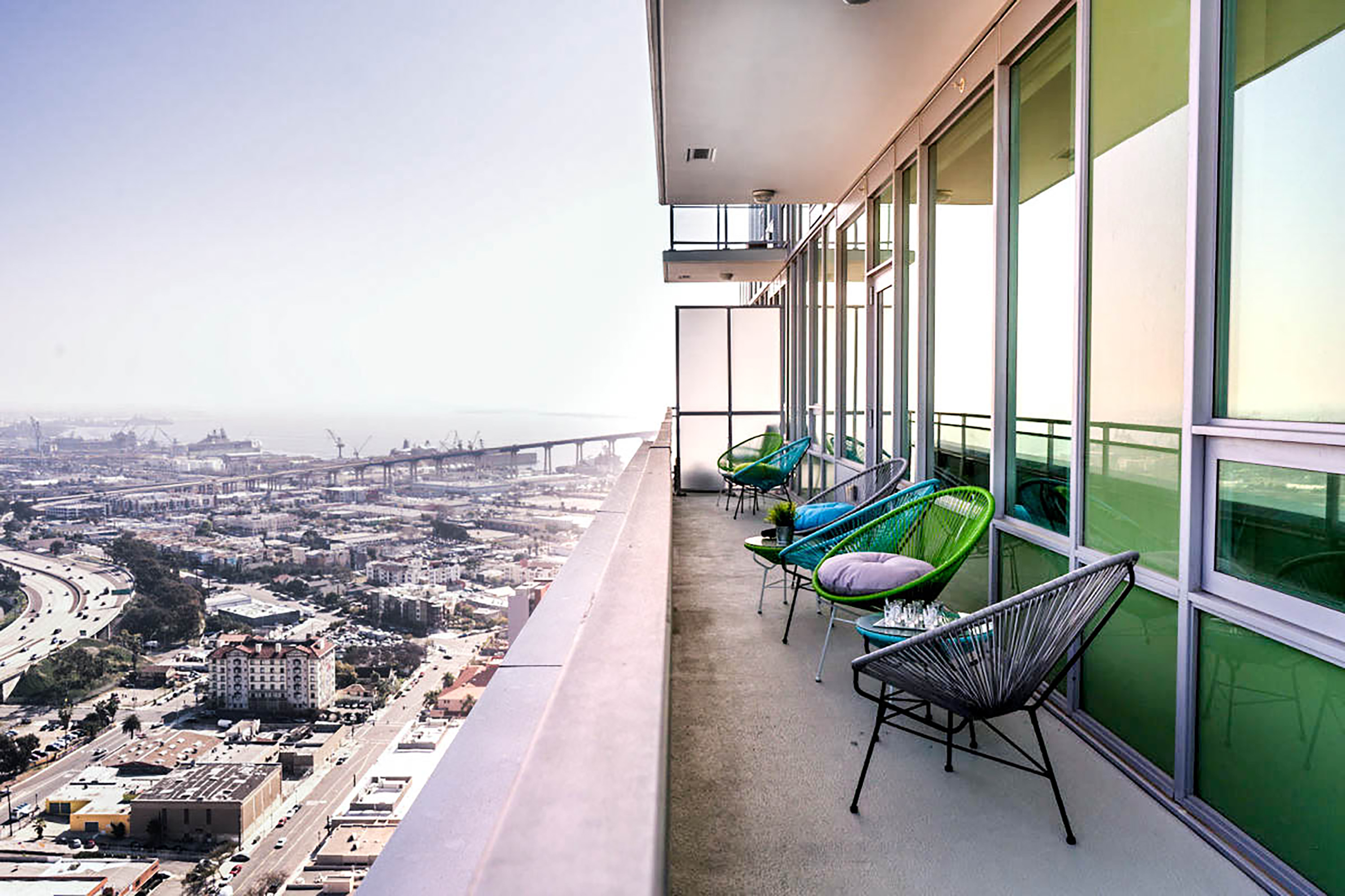 San Diego Beach Communities North Condo 990835