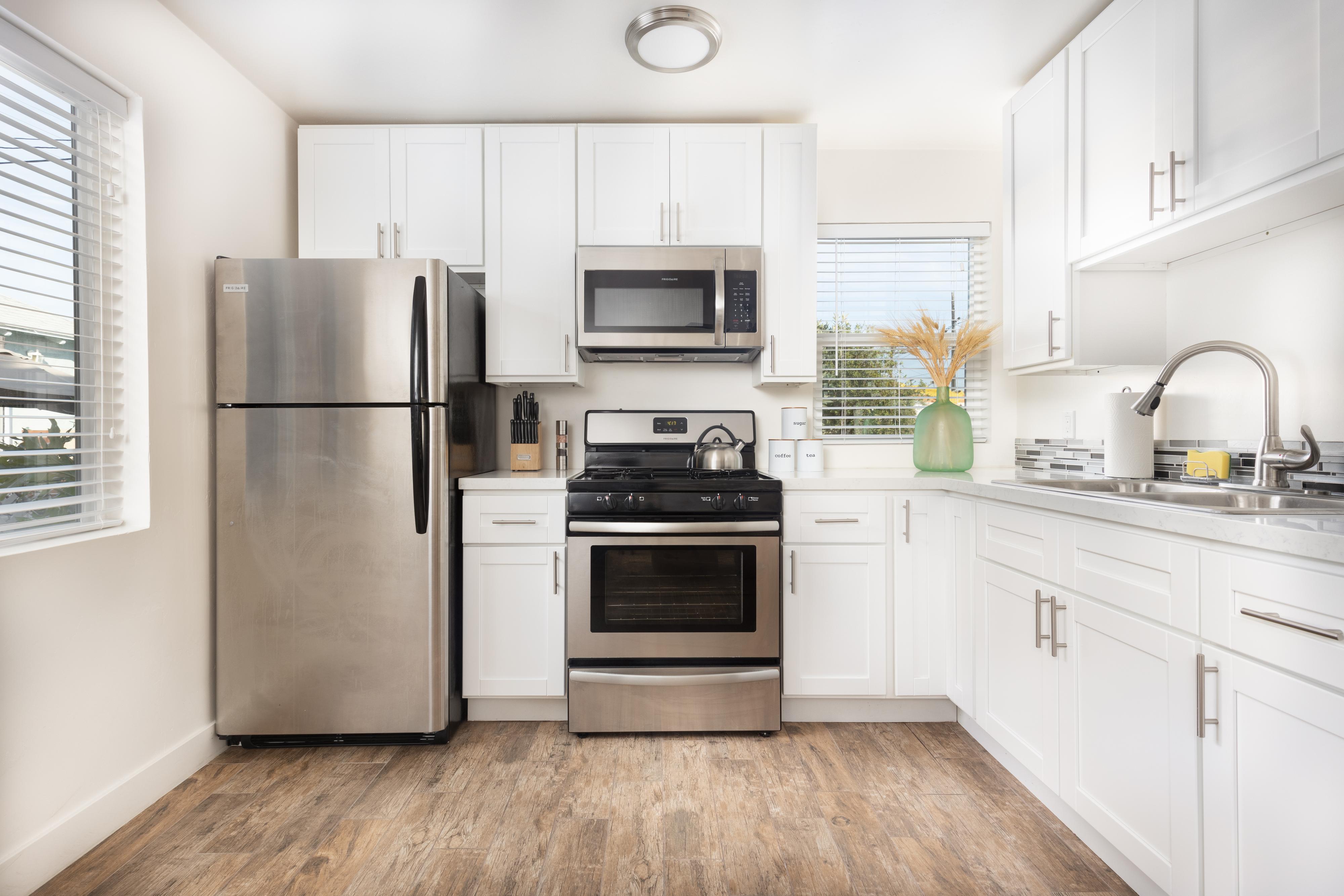 San Diego Beach Communities North Home 990838
