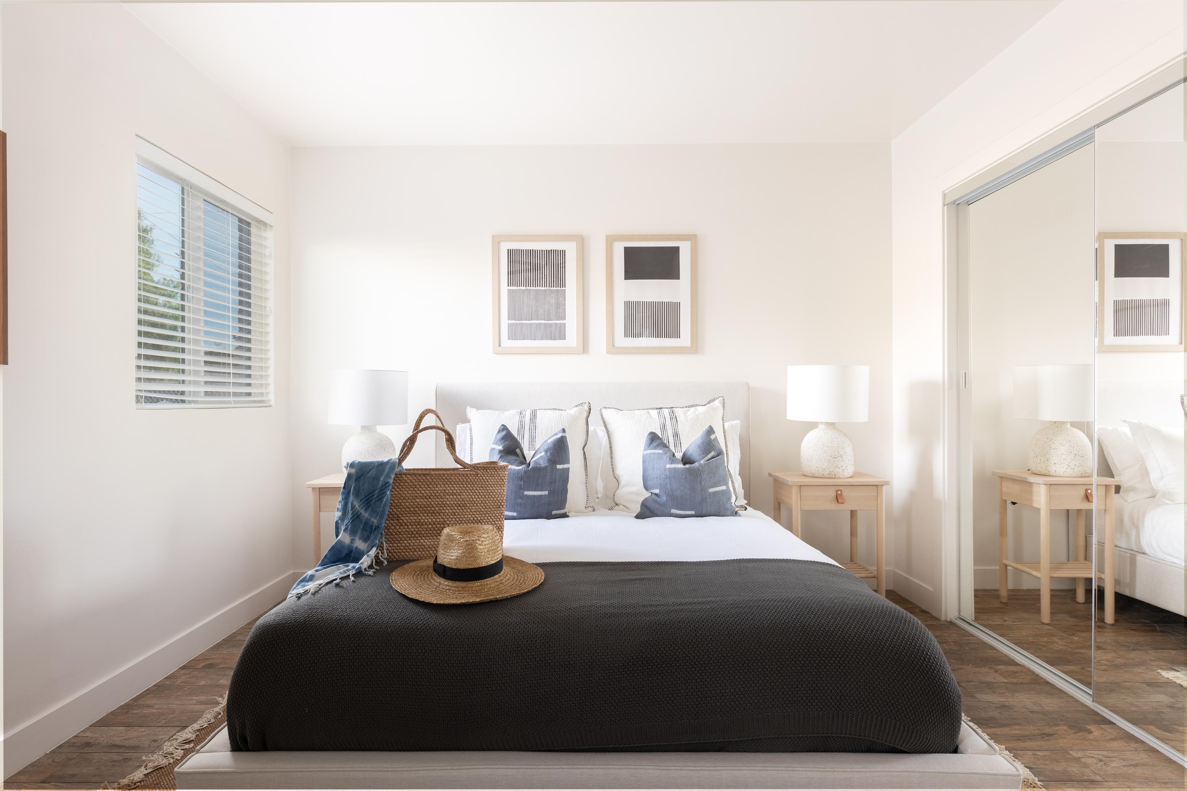 San Diego Beach Communities North Home 990838