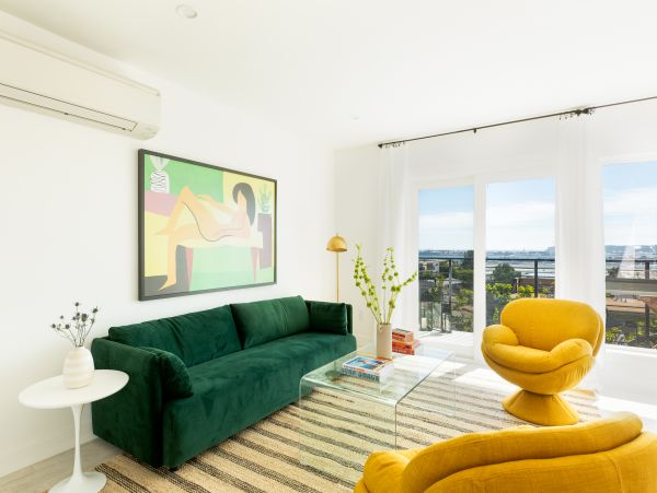 San Diego Beach Communities North Home 990840