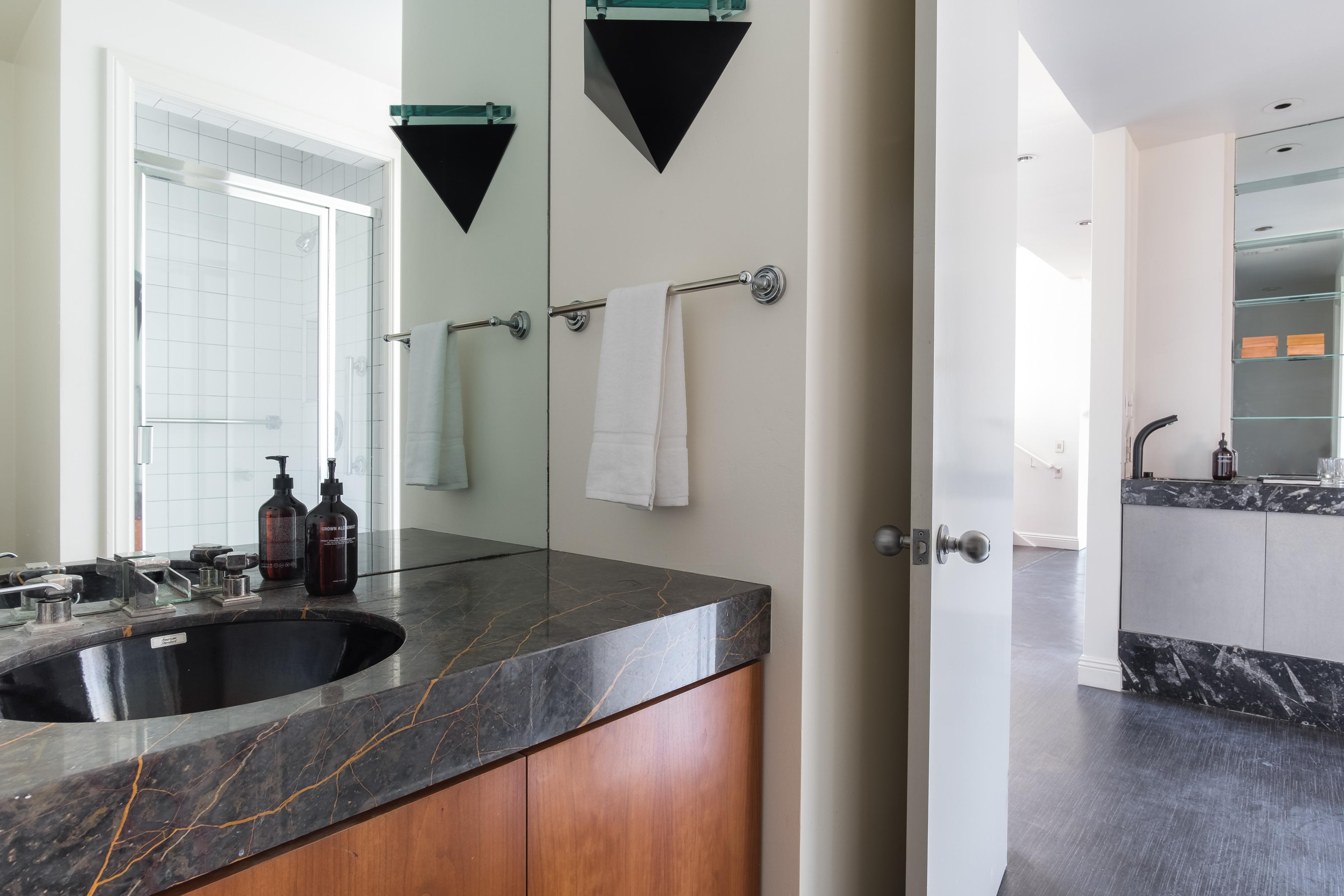 Luxury, Style and Comfort Await your Arrival