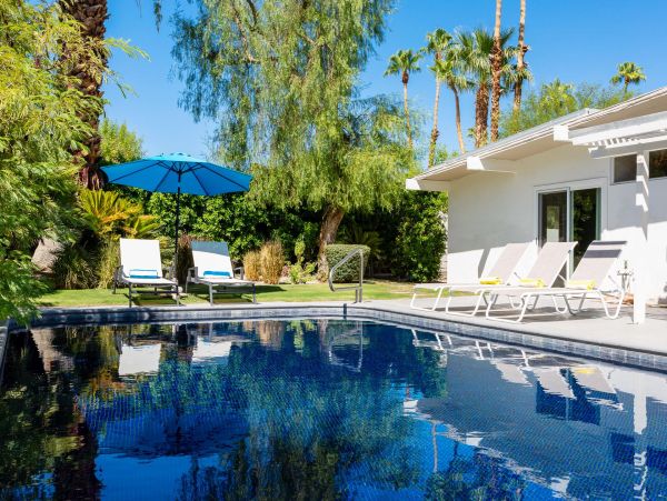 Palm Springs Home 990846