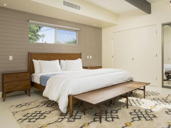 Palm Springs Home 990847