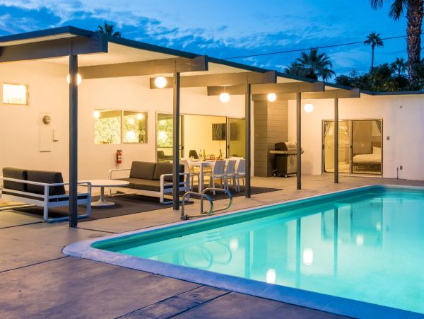 Palm Springs Home 990847
