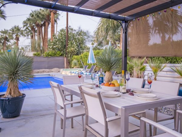 Palm Springs Home 990848