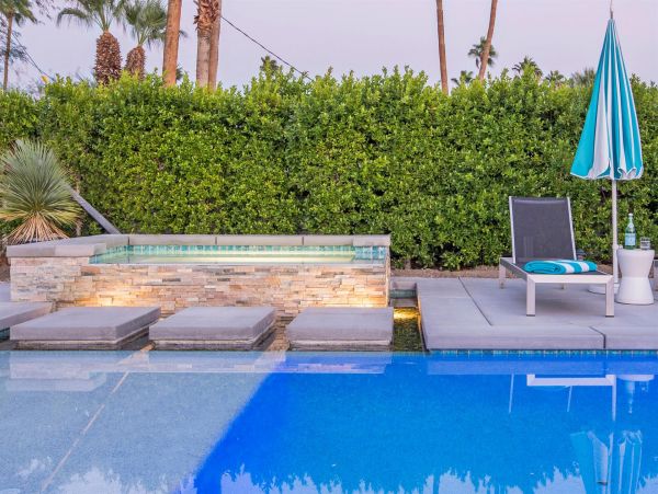 Palm Springs Home 990848