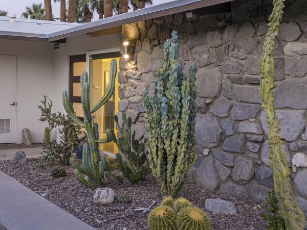 Palm Springs Home 990848