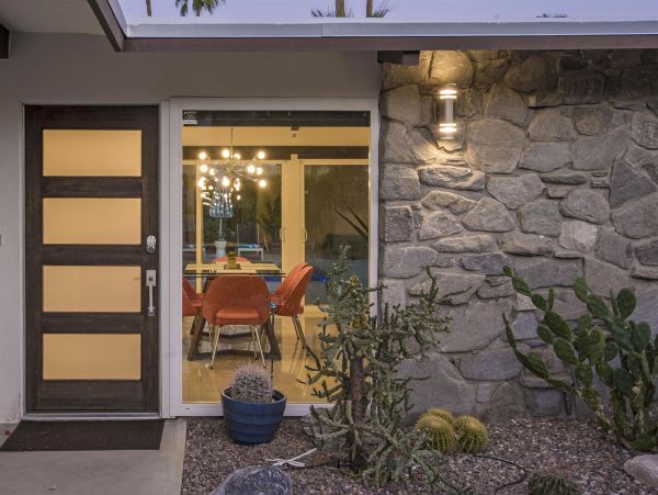 Palm Springs Home 990848
