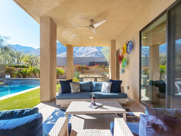 Palm Springs Home 990849
