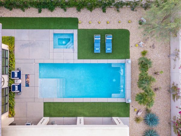 Palm Springs Home 990849
