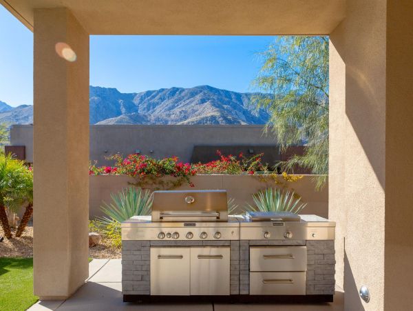 Palm Springs Home 990849
