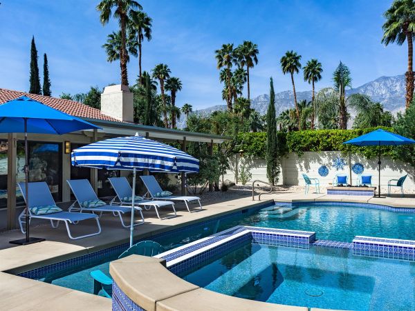 Palm Springs Home 990850