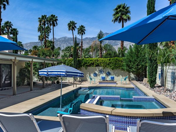 Palm Springs Home 990850