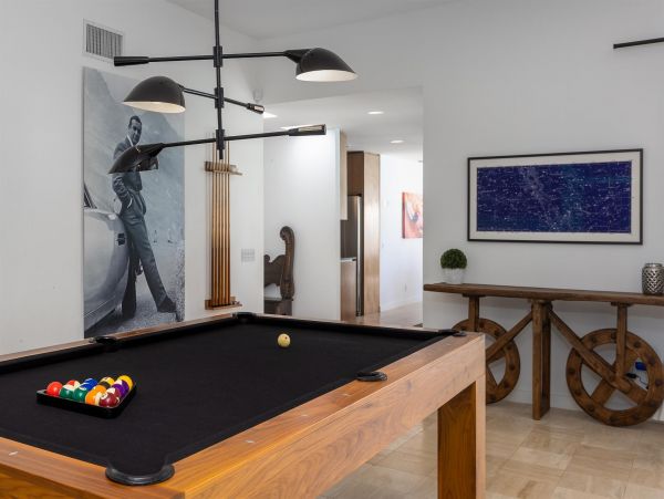Palm Springs Home 990851