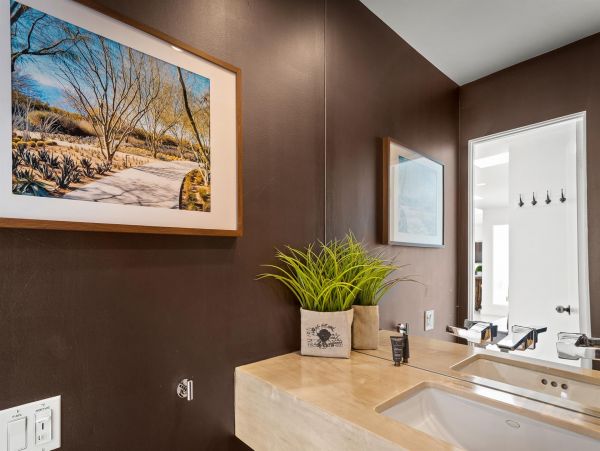 Palm Springs Home 990851