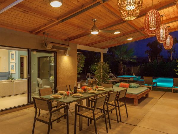 Palm Springs Home 990852