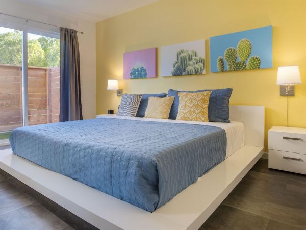 Palm Springs Home 990853