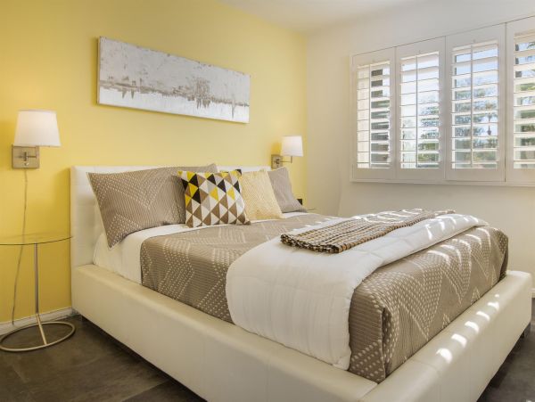 Palm Springs Home 990853