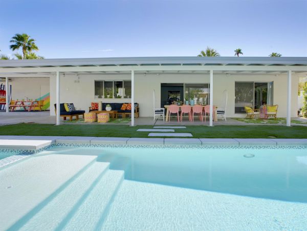 Palm Springs Home 990854