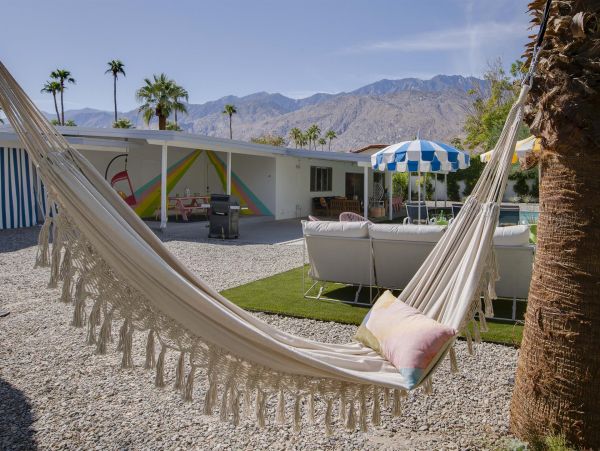 Palm Springs Home 990854