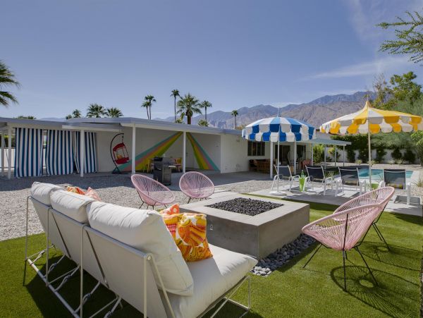 Palm Springs Home 990854