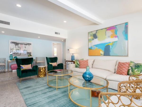 Palm Springs Home 990854