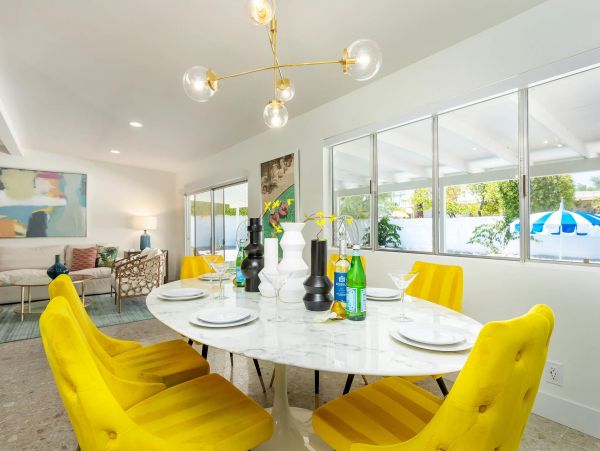 Palm Springs Home 990854