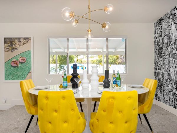 Palm Springs Home 990854