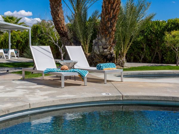 Palm Springs Home 990855