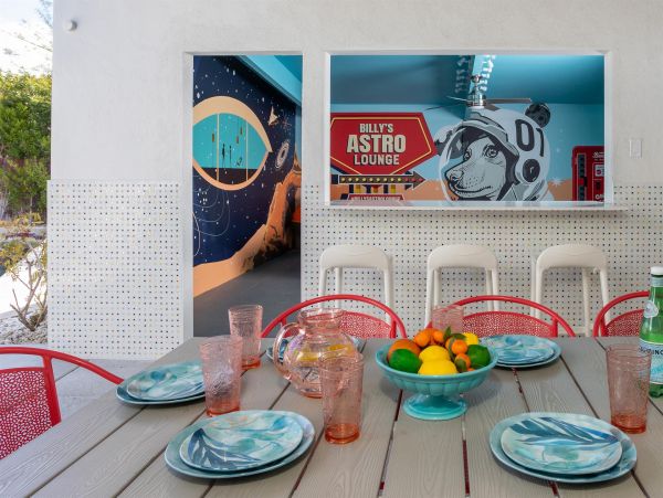 Palm Springs Home 990855